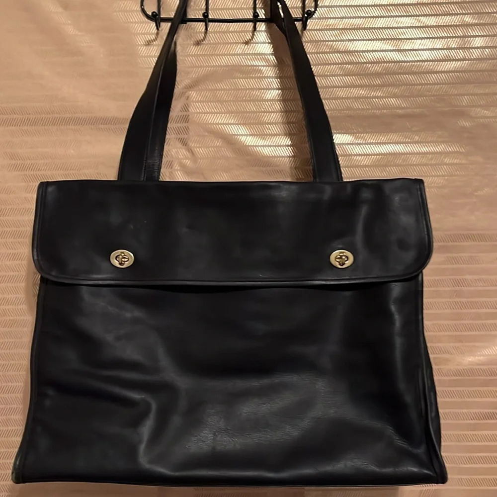 DOUBLE FLAP~LG NICE👍TOTE~ GIFT~BLACK~GOLD HARDWARE~ - Picture 2 of 8